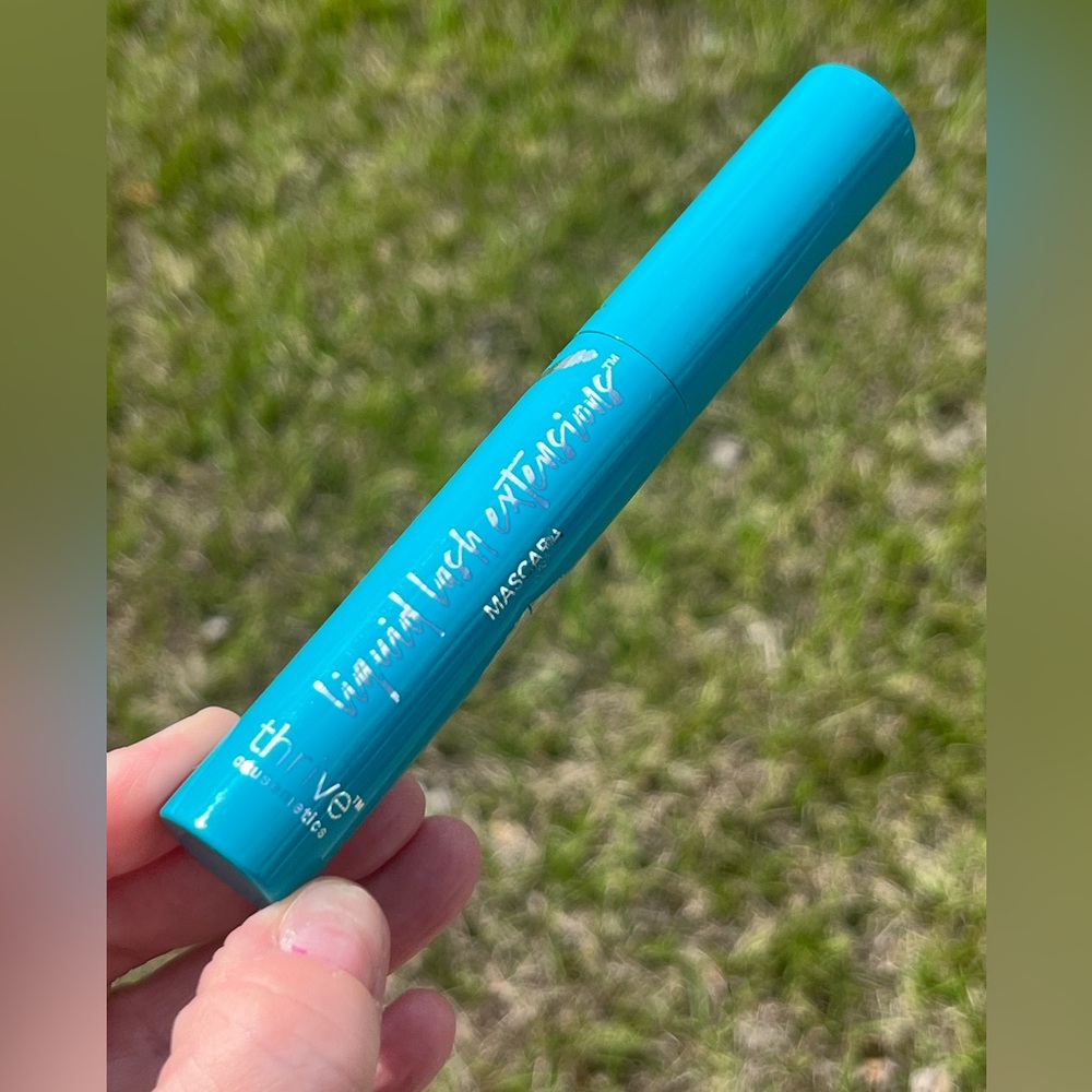 NWOT Thrive Cosmetics Black Liquid Lash Extension Mascara